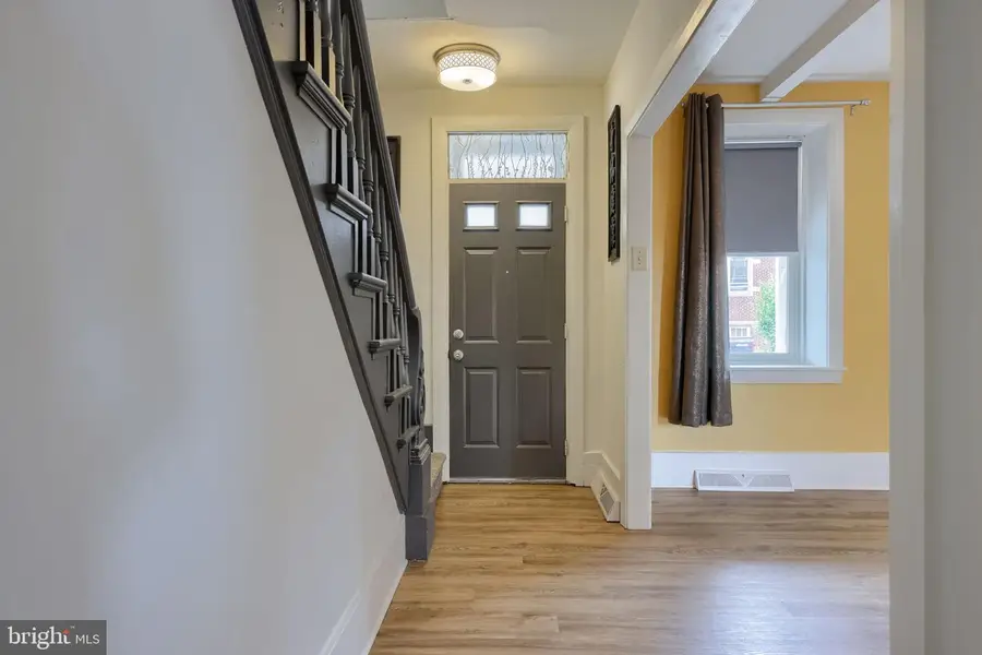217 N Charles St, Red Lion, PA 17356 - #3