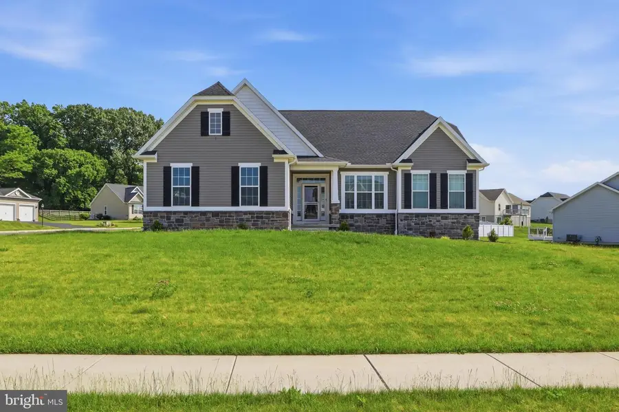 11 Kaitlyn Dr, Hanover, PA 17331 - #2