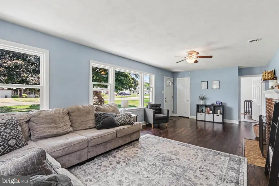 829 Old Forge Rd, New Cumberland, PA 17070 - #3