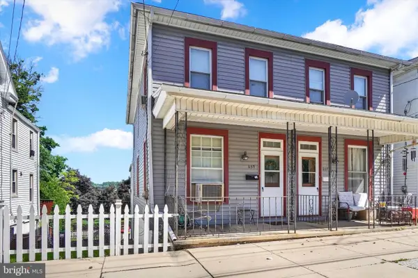 659 W Broadway, RED LION, PA 17356