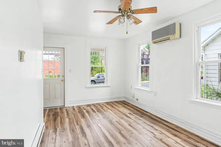 227 Gettysburg St, Dillsburg, PA 17019 - #3