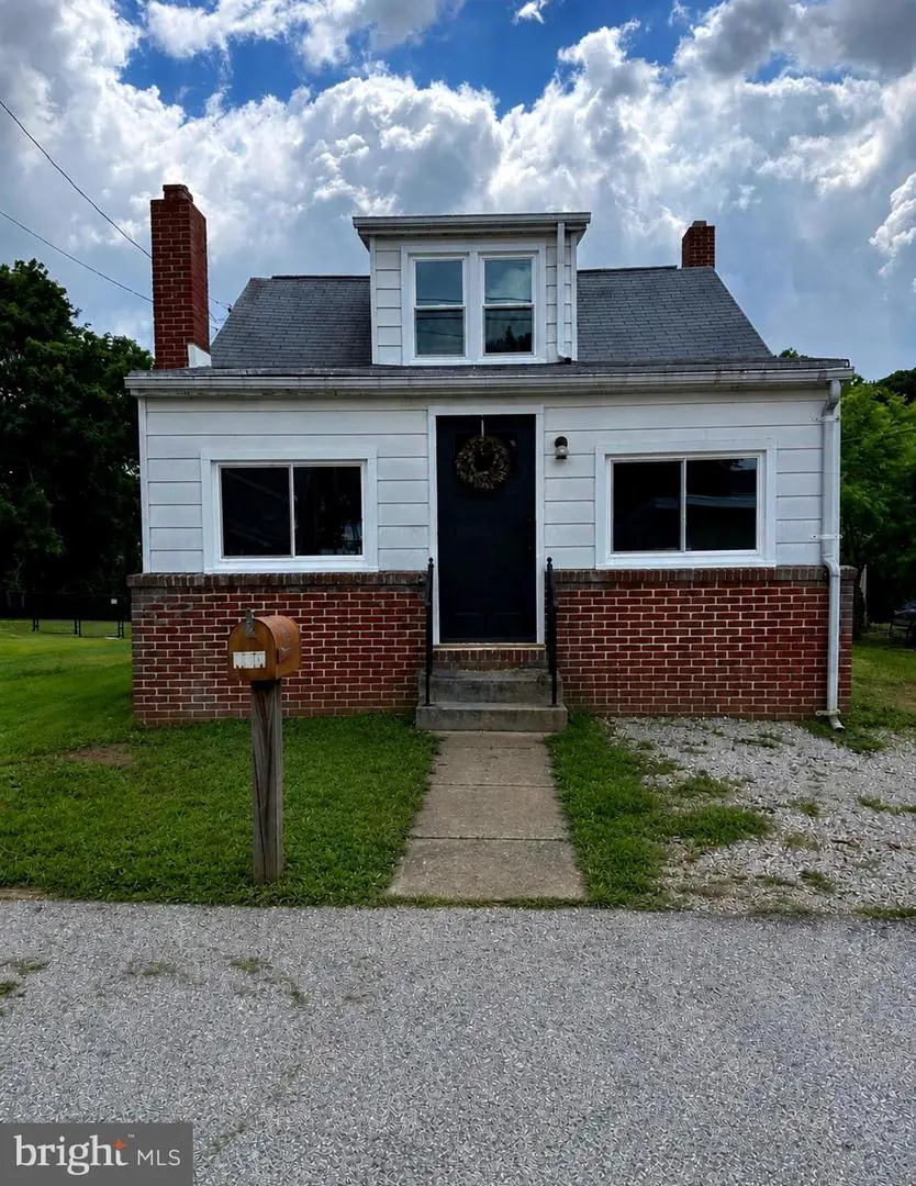 101 S Fern Ave, Dallastown, PA 17313 - #1