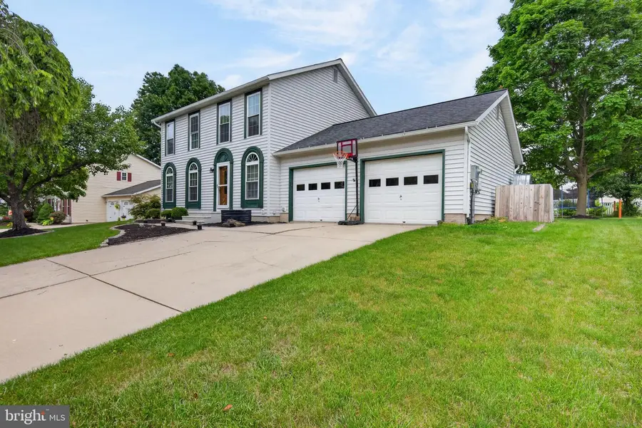 1095 Cherimoya St, York, PA 17404 - #3