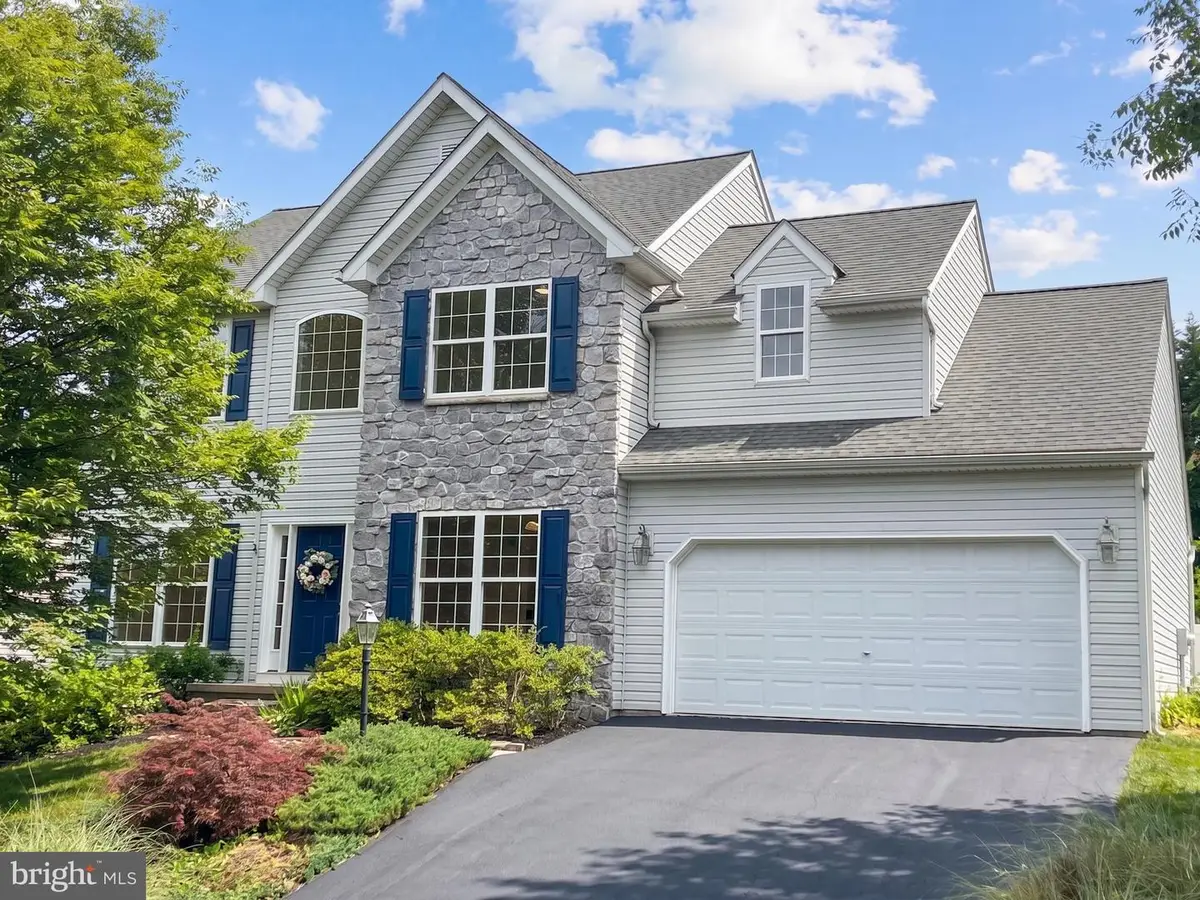 21 Eagleton Dr, York, PA 17407 - #1