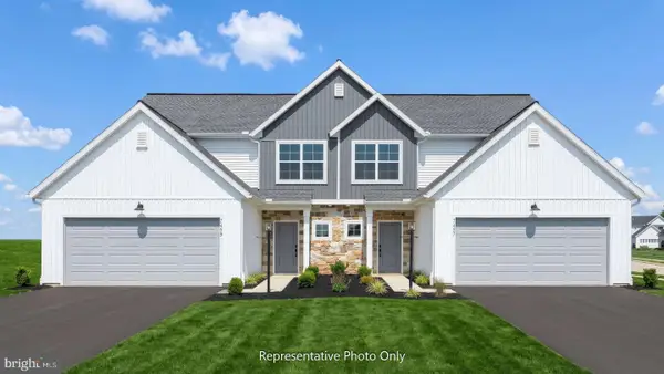 7481 Saint Patrick Ct, ABBOTTSTOWN, PA 17301