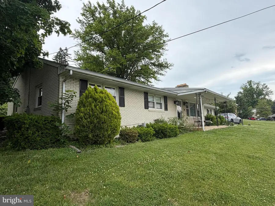 613 Chronister St, York, PA 17406 - #3