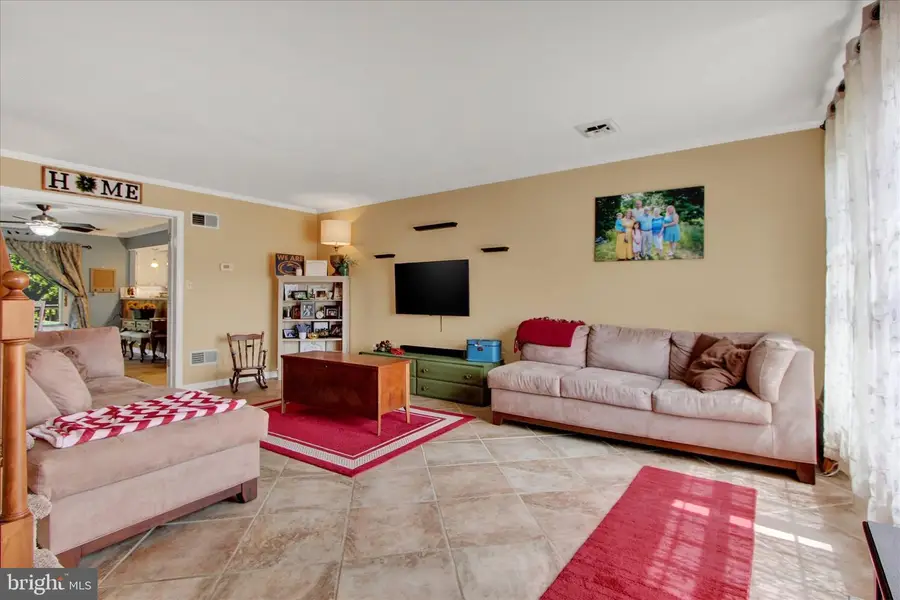 1697 Wyntre Brooke Dr, York, PA 17403 - #2