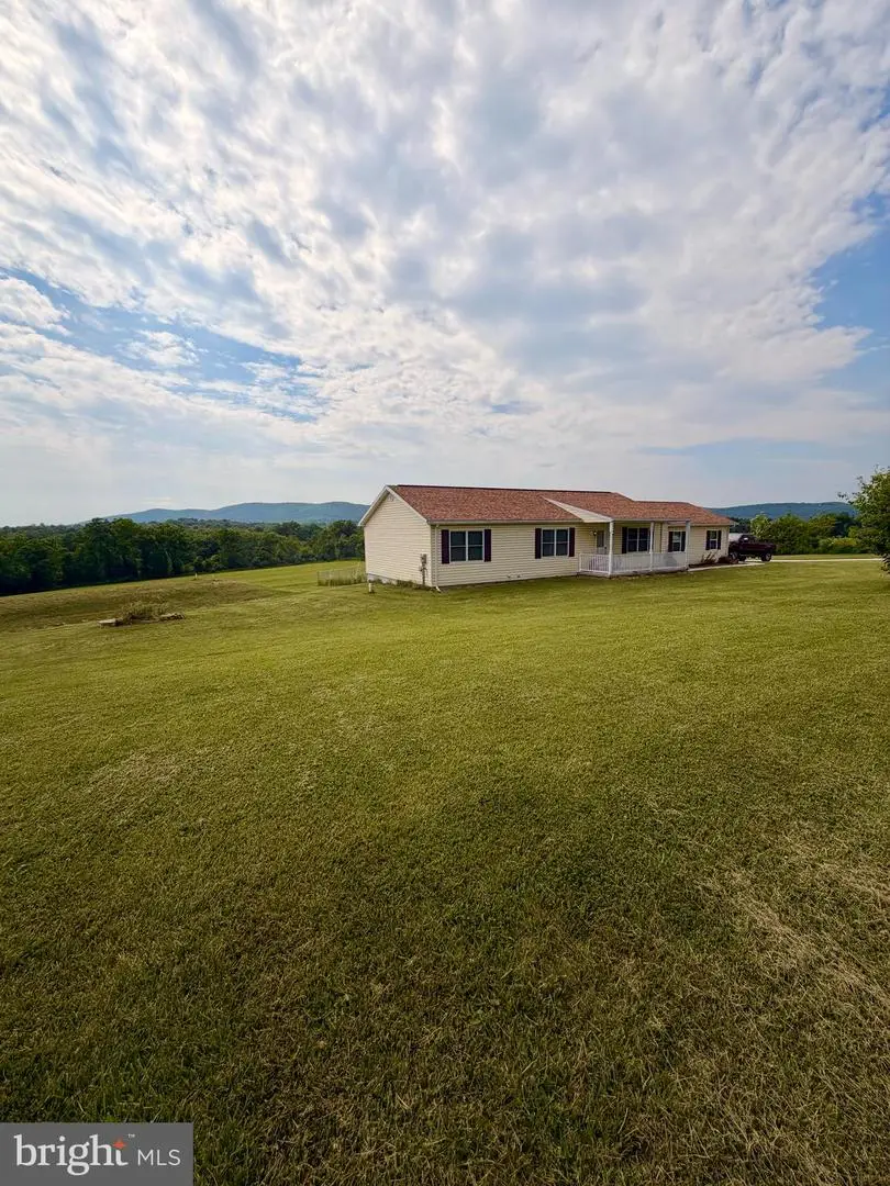 726 S Baltimore St, Dillsburg, PA 17019 - #2