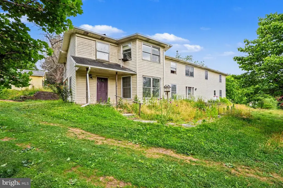 856 Old Forge Rd, New Cumberland, PA 17070 - #2