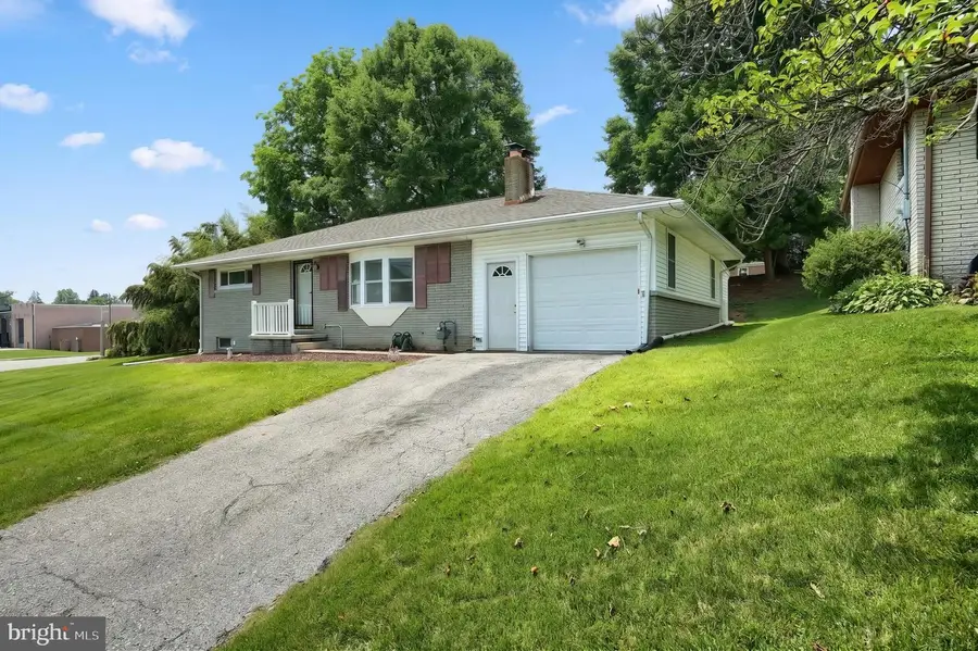 620 Memory Ln, Red Lion, PA 17356 - #3