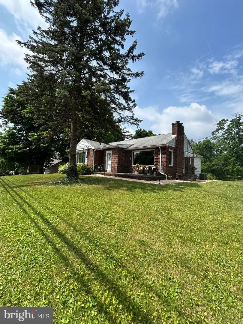 477 Pleasant View Rd, New Cumberland, PA 17070 - #3