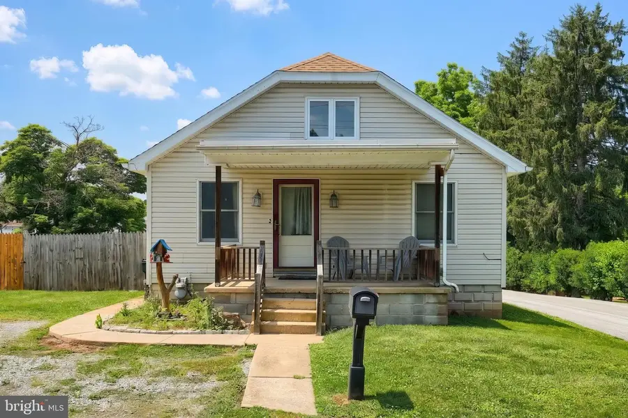 2151 Maple Rd, York, PA 17408 - #2
