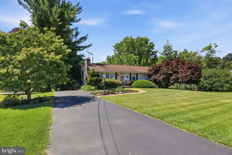 2381 Ridge Rd, Glenville, PA 17329 - #2