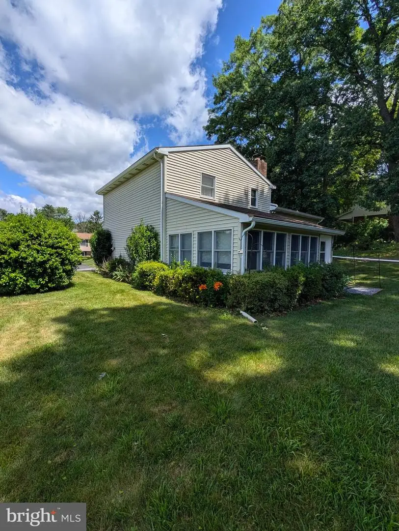 389 Oakwood Dr, Seven Valleys, PA 17360 - #3