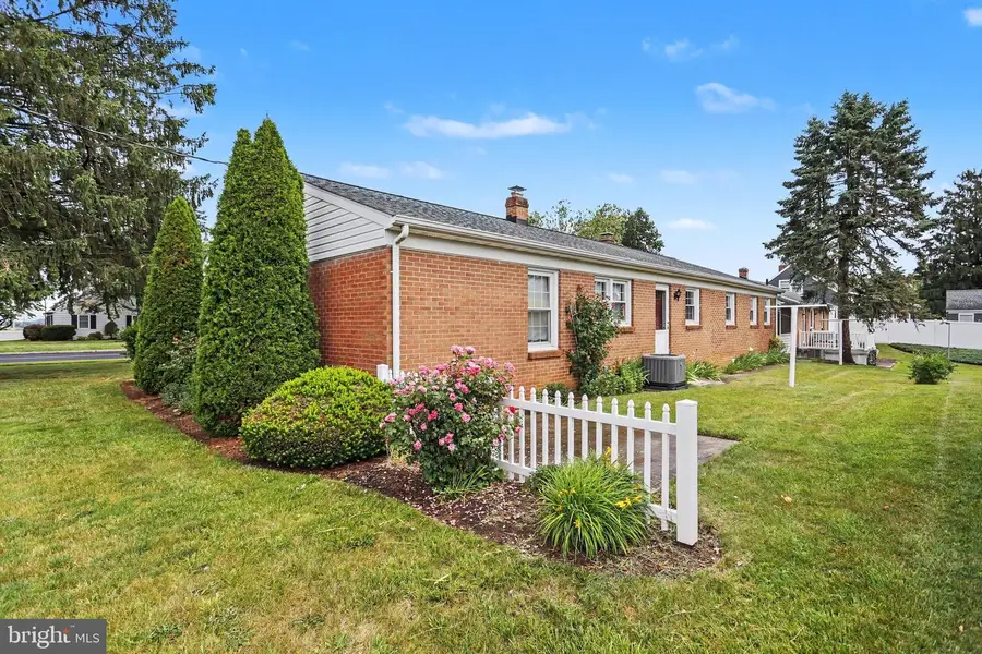 113 Grant Dr, Hanover, PA 17331 - #3