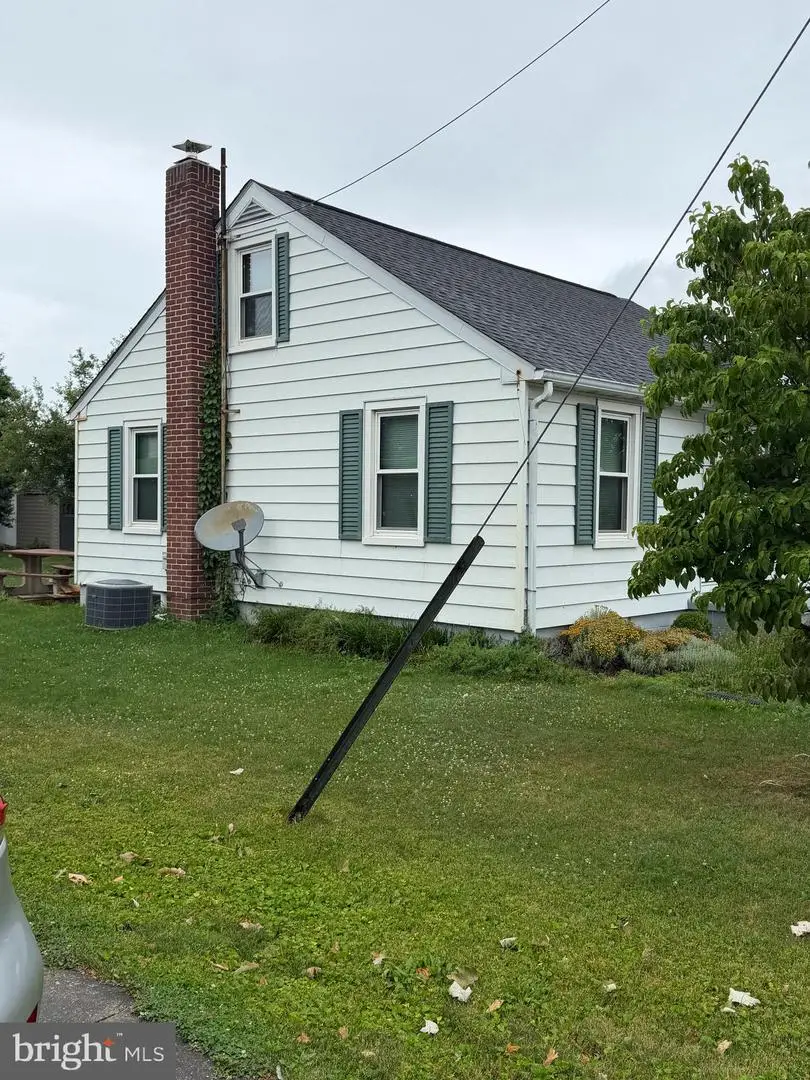 302 Wirt Avenue, Hanover, PA 17331 - #1