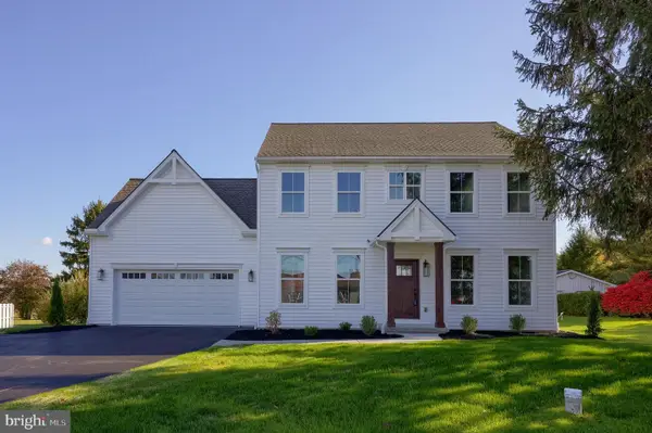 7393 Yellow Church Rd, SEVEN VALLEYS, PA 17360