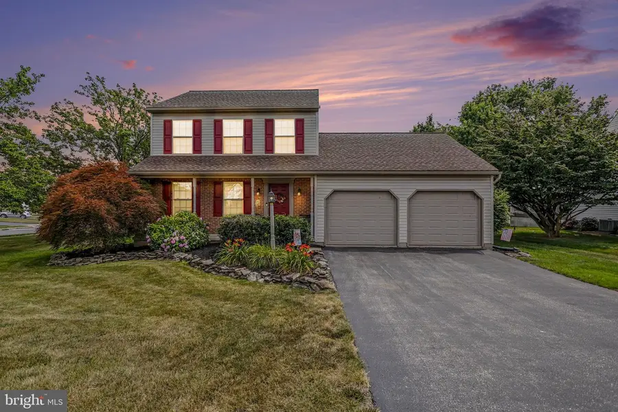 3300 Nicole Ct, Dover, PA 17315 - #2