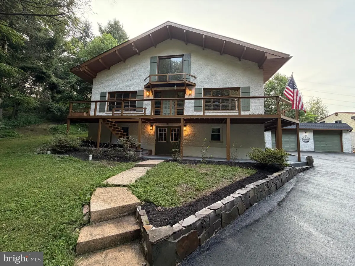 1949 Druck Valley Rd, York, PA 17406 - #1