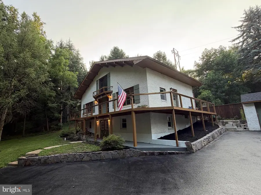 1949 Druck Valley Rd, York, PA 17406 - #3