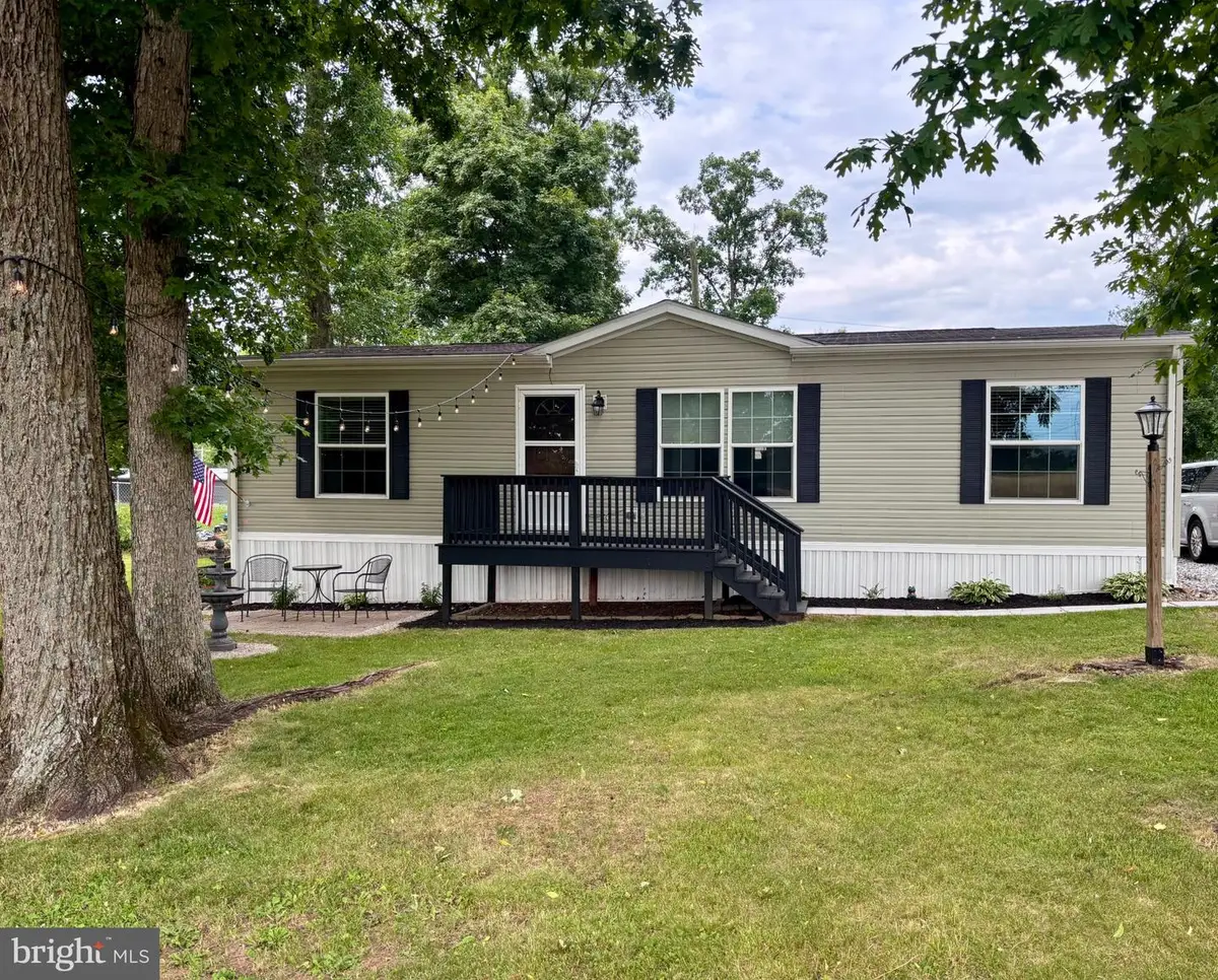 87 Mobile Dr, Thomasville, PA 17364 - #1