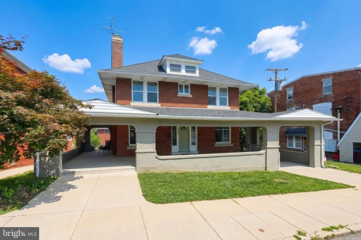 137 1st Ave, Red Lion, PA 17356 - #1