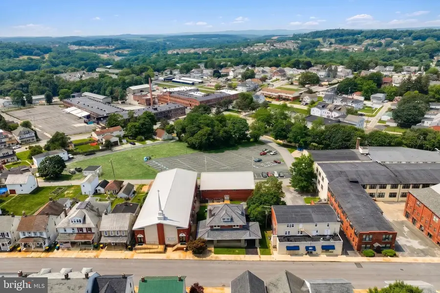 137 1st Ave, Red Lion, PA 17356 - #3