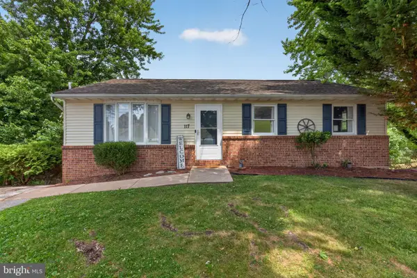 117 Mill St, SEVEN VALLEYS, PA 17360