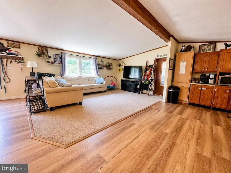 54 Cherokee Dr, Windsor, PA 17366 - #3