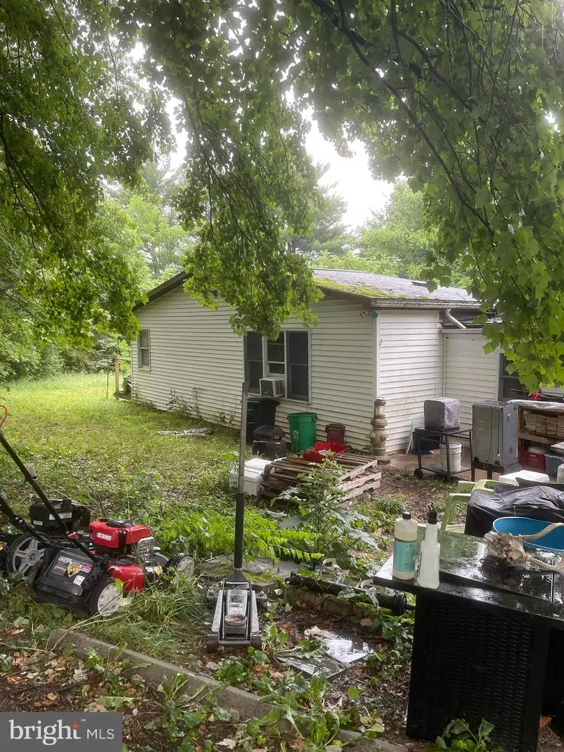 11943 Pine St, Felton, PA 17322 - #2