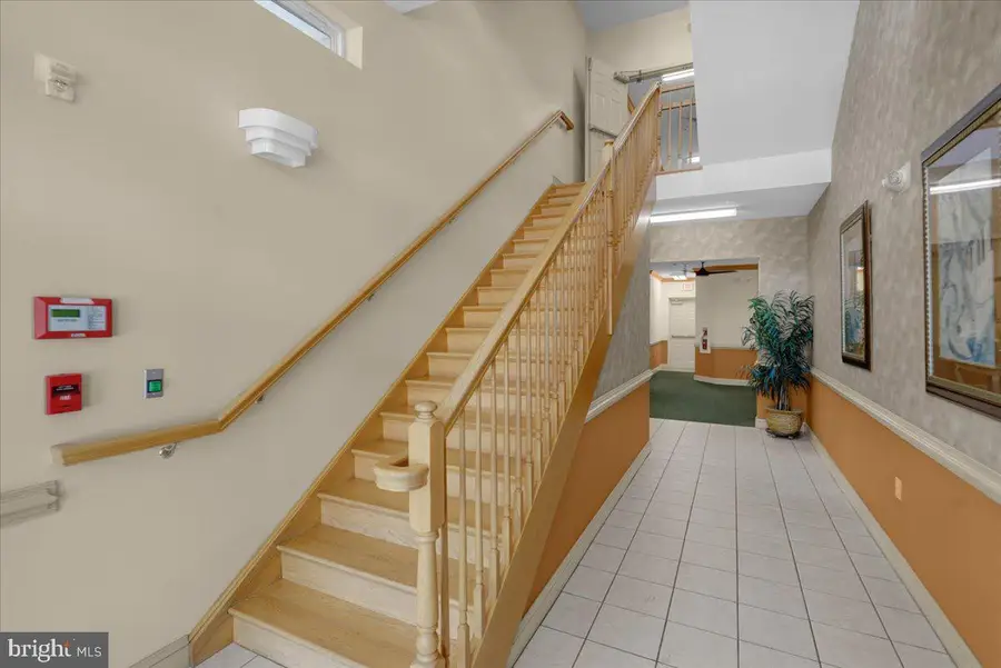 1010 Crest Way #302, York, PA 17403 - #2