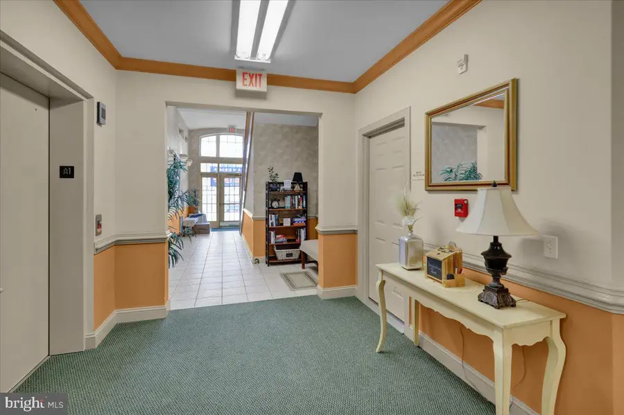 1010 Crest Way #302, York, PA 17403 - #3
