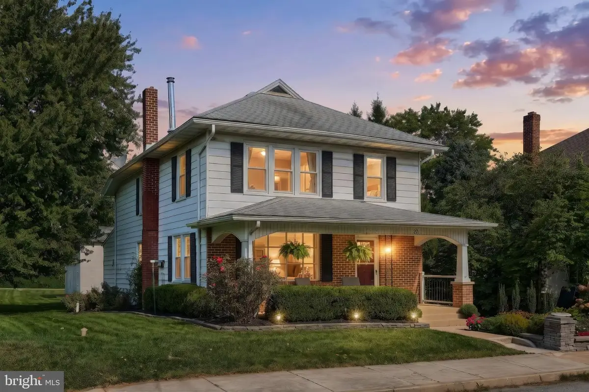 27 Hanover St, Spring Grove, PA 17362 - #1