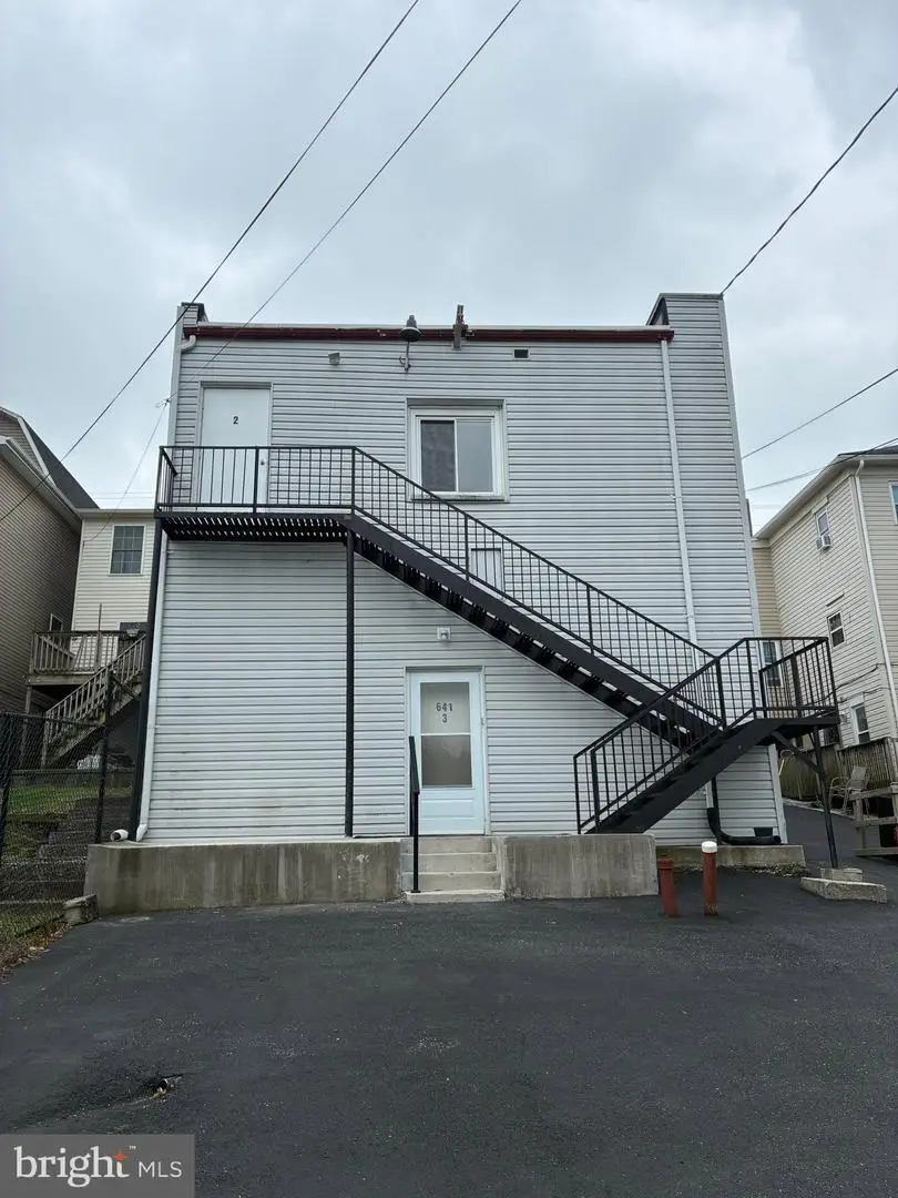 641 W Broadway, Red Lion, PA 17356 - #2