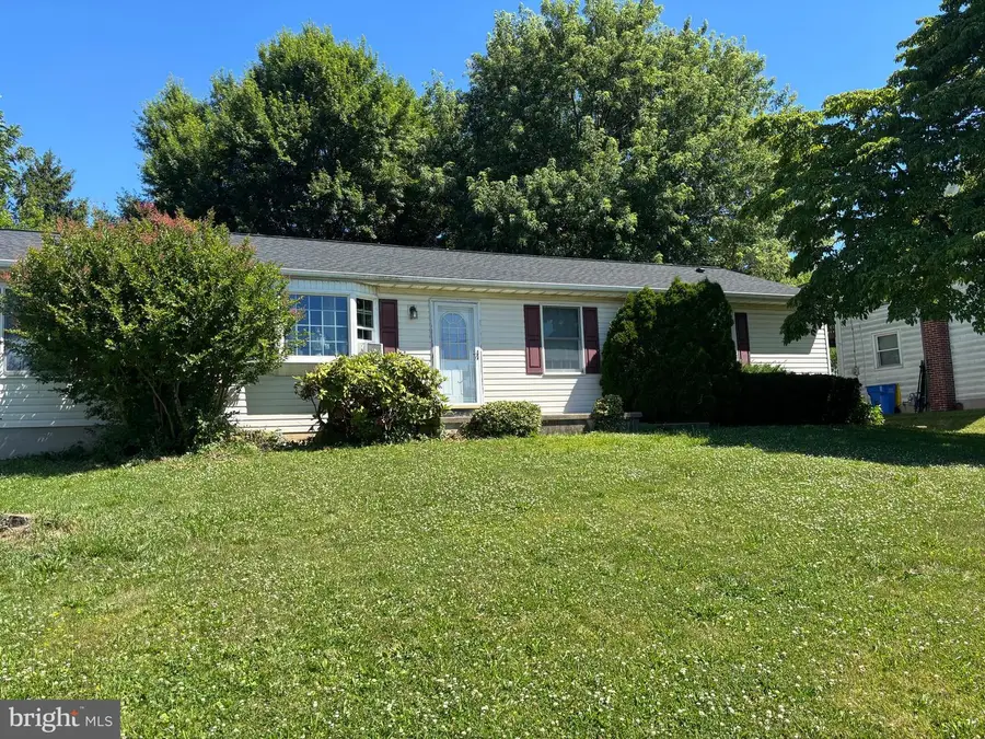311 Cherry St, York, PA 17402 - #2