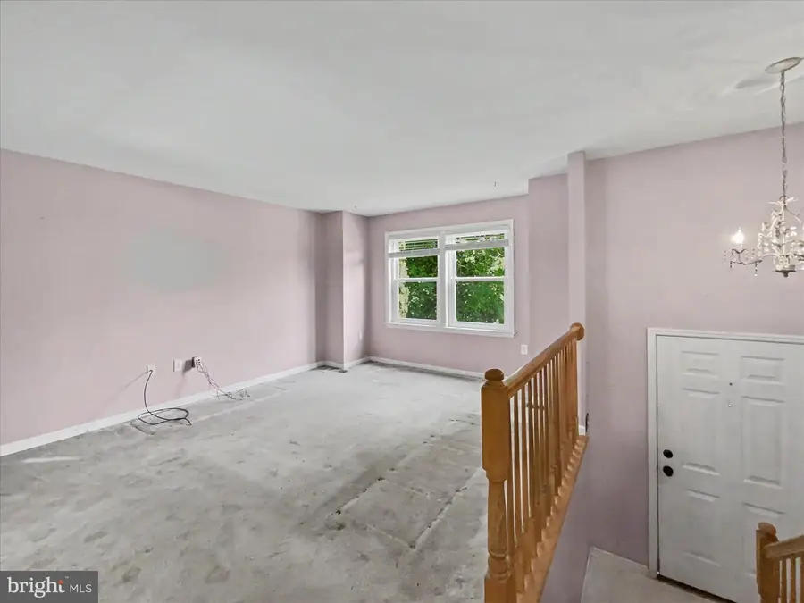 10 Hitching Post Cir, Thomasville, PA 17364 - #2