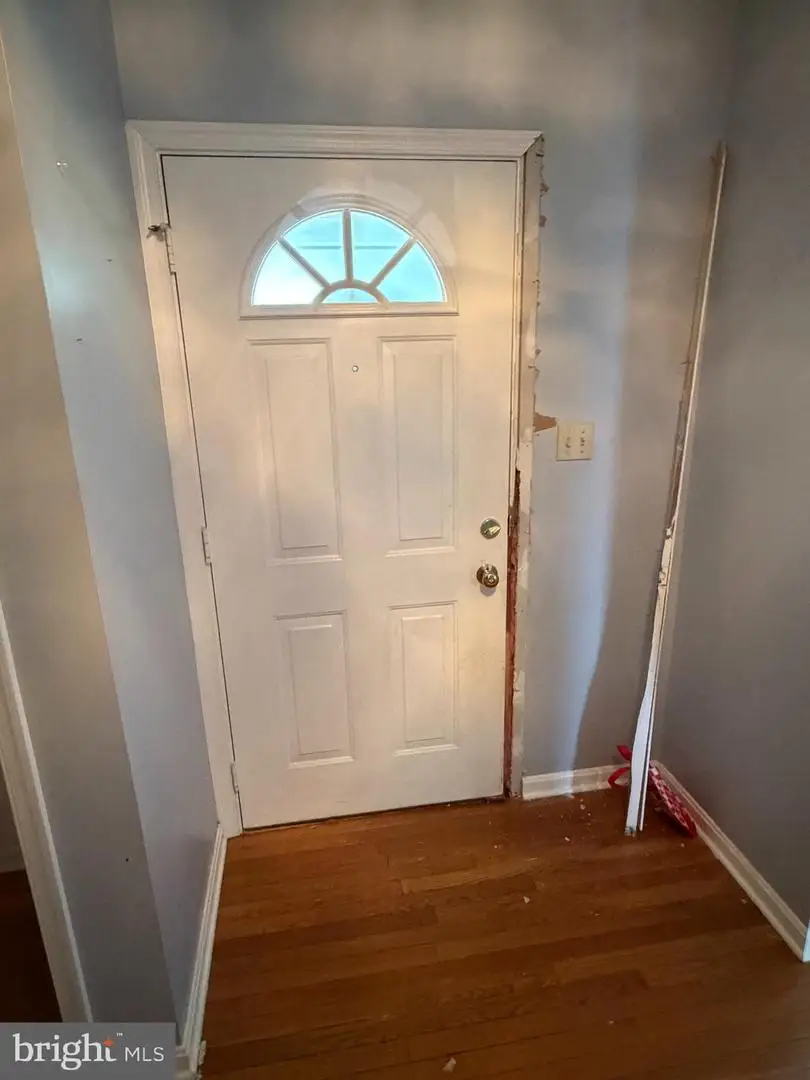 1665 Taylor Dr, Hanover, PA 17331 - #2