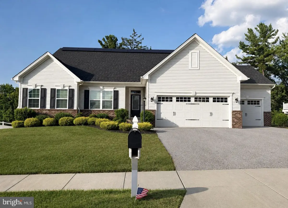 1013 Pin Oak Ln, York, PA 17403 - #1