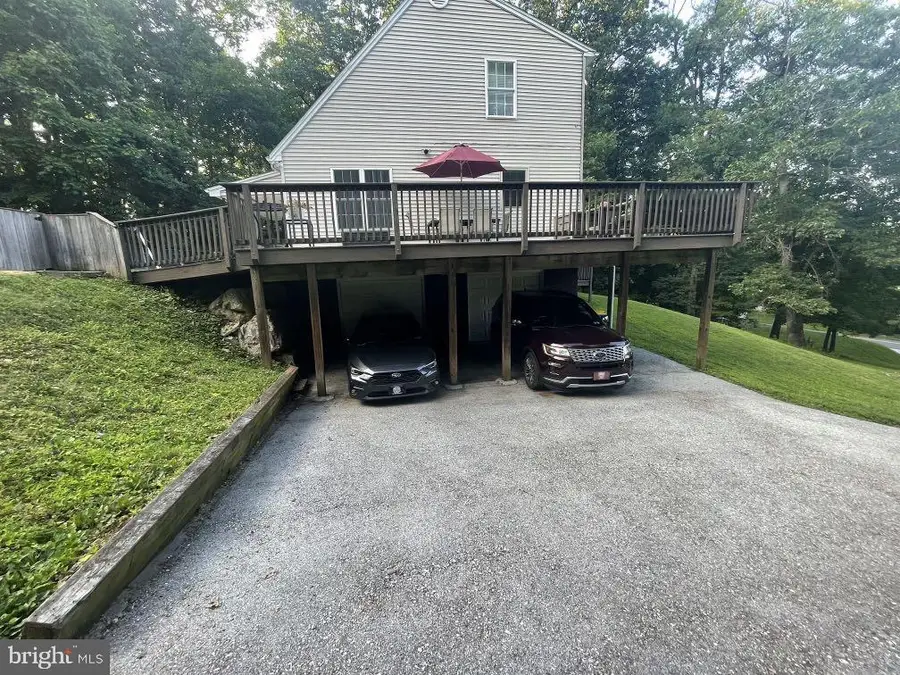 604 Rocky Ridge Rd, Spring Grove, PA 17362 - #2