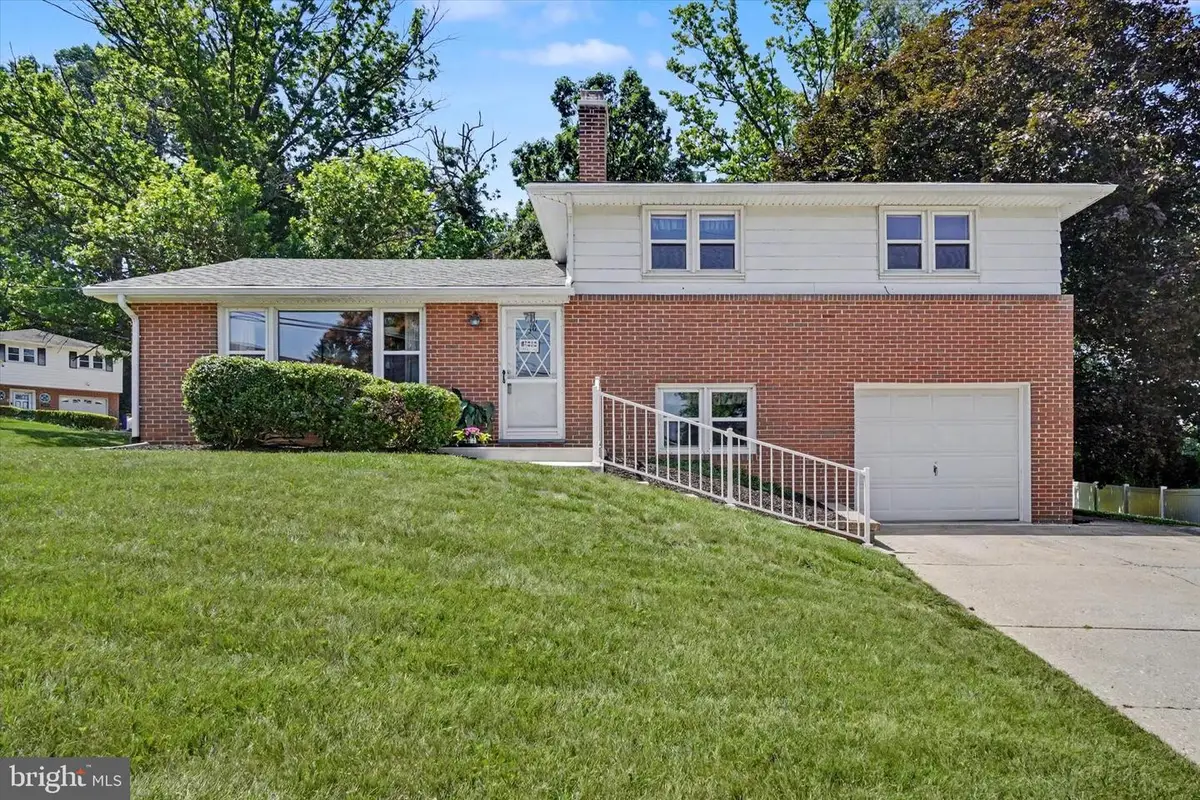 460 Skyview Dr, York, PA 17406 - #1