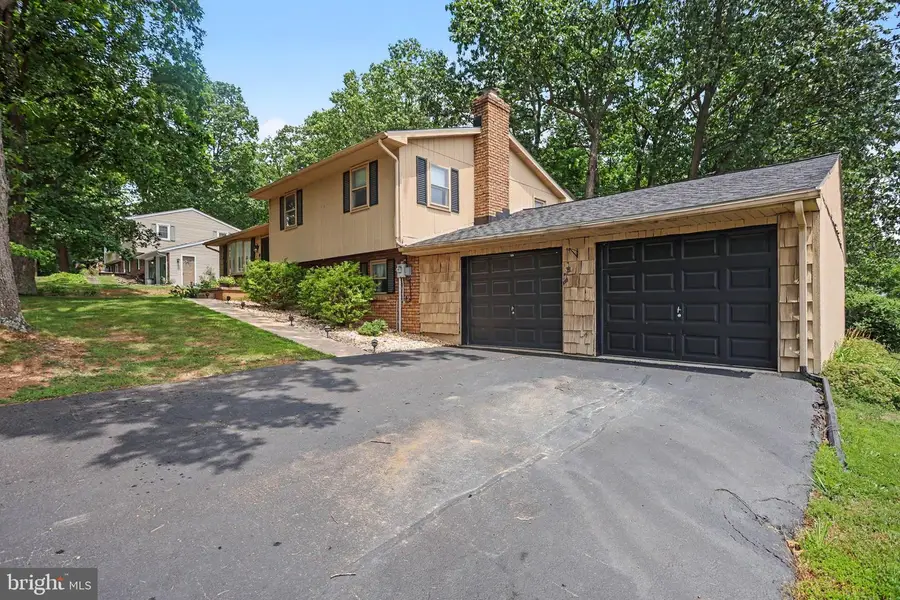 42 Vegas Dr, Hanover, PA 17331 - #3