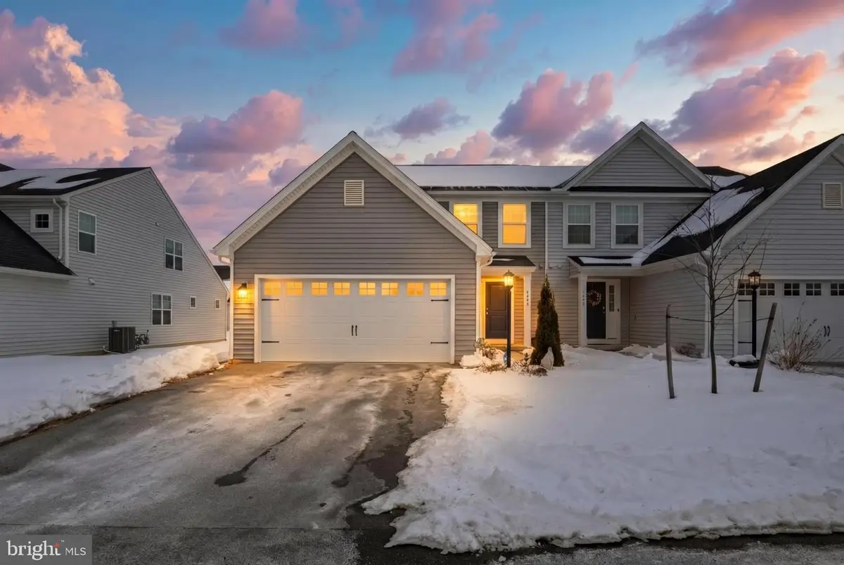 7450 Saint Patrick Ct, Abbottstown, PA 17301 - #1