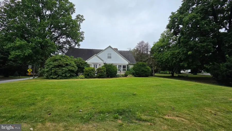 76 S Main St, Stewartstown, PA 17363 - #2
