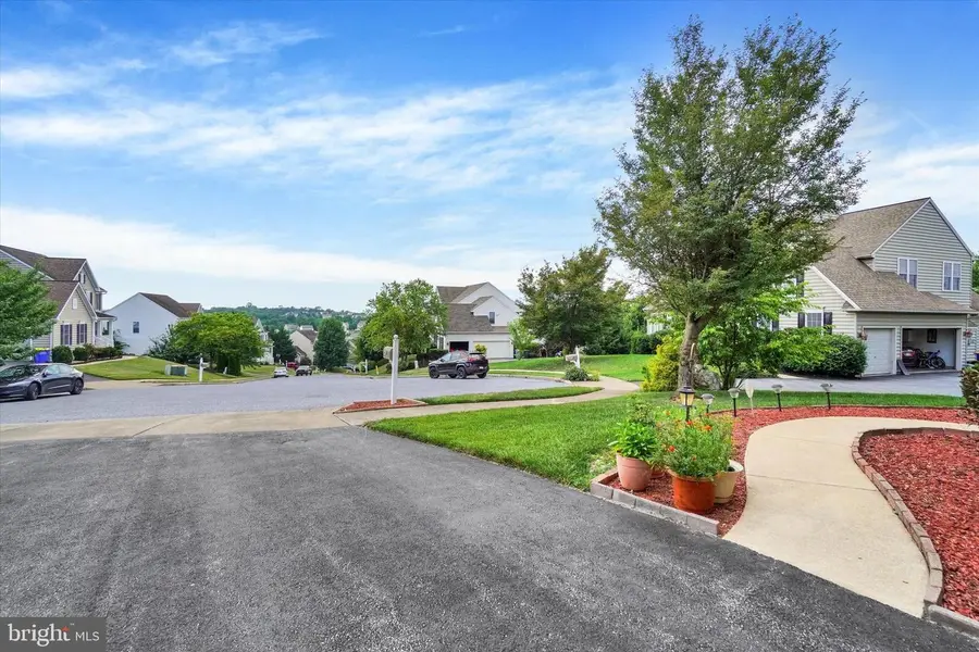 2082 Westbury Ct, Red Lion, PA 17356 - #3