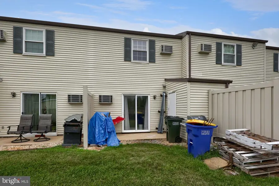 1731 Baron Dr, York, PA 17408 - #2