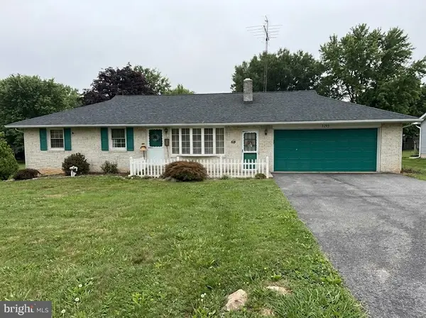 5893 Ambau Rd, SPRING GROVE, PA 17362