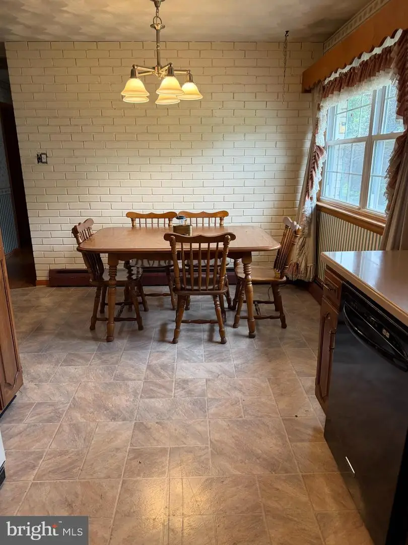 5893 Ambau Rd, Spring Grove, PA 17362 - #3