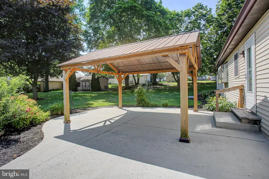 11 S 3rd St, Dillsburg, PA 17019 - #3