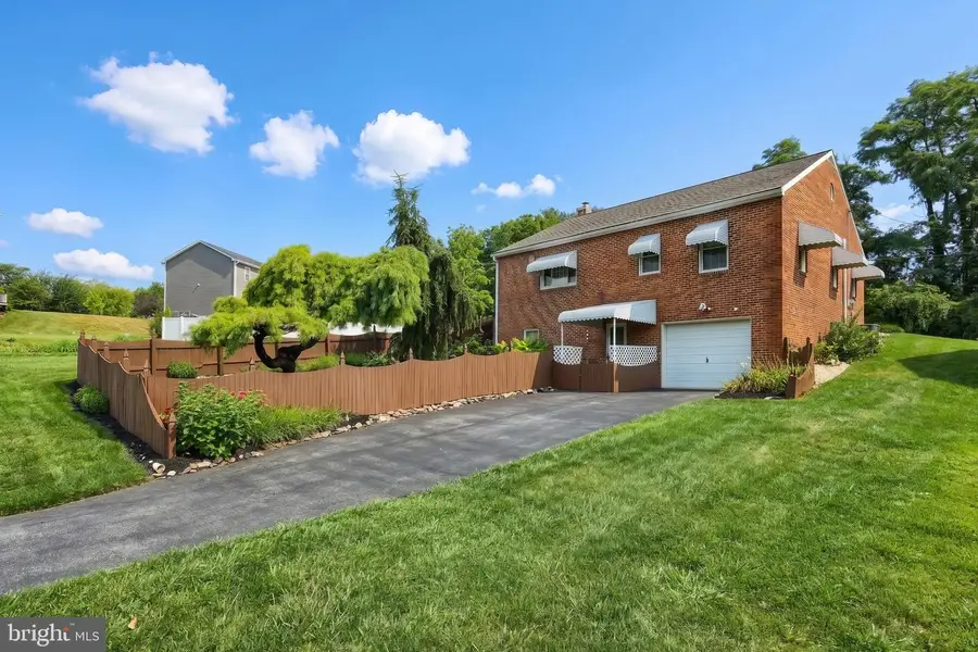414 N Williams St, York, PA 17404 - #3