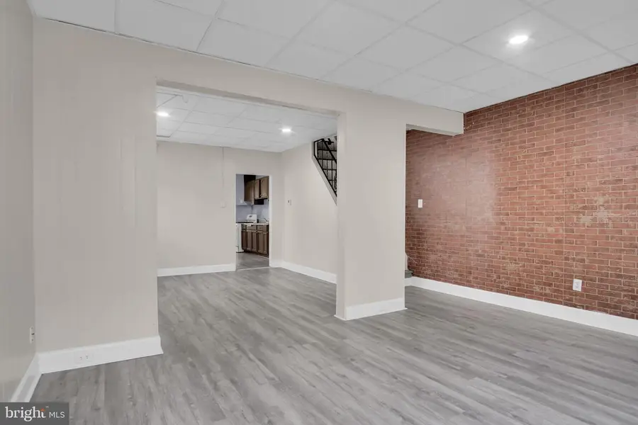 415 Saint Paul St, York, PA 17401 - #3
